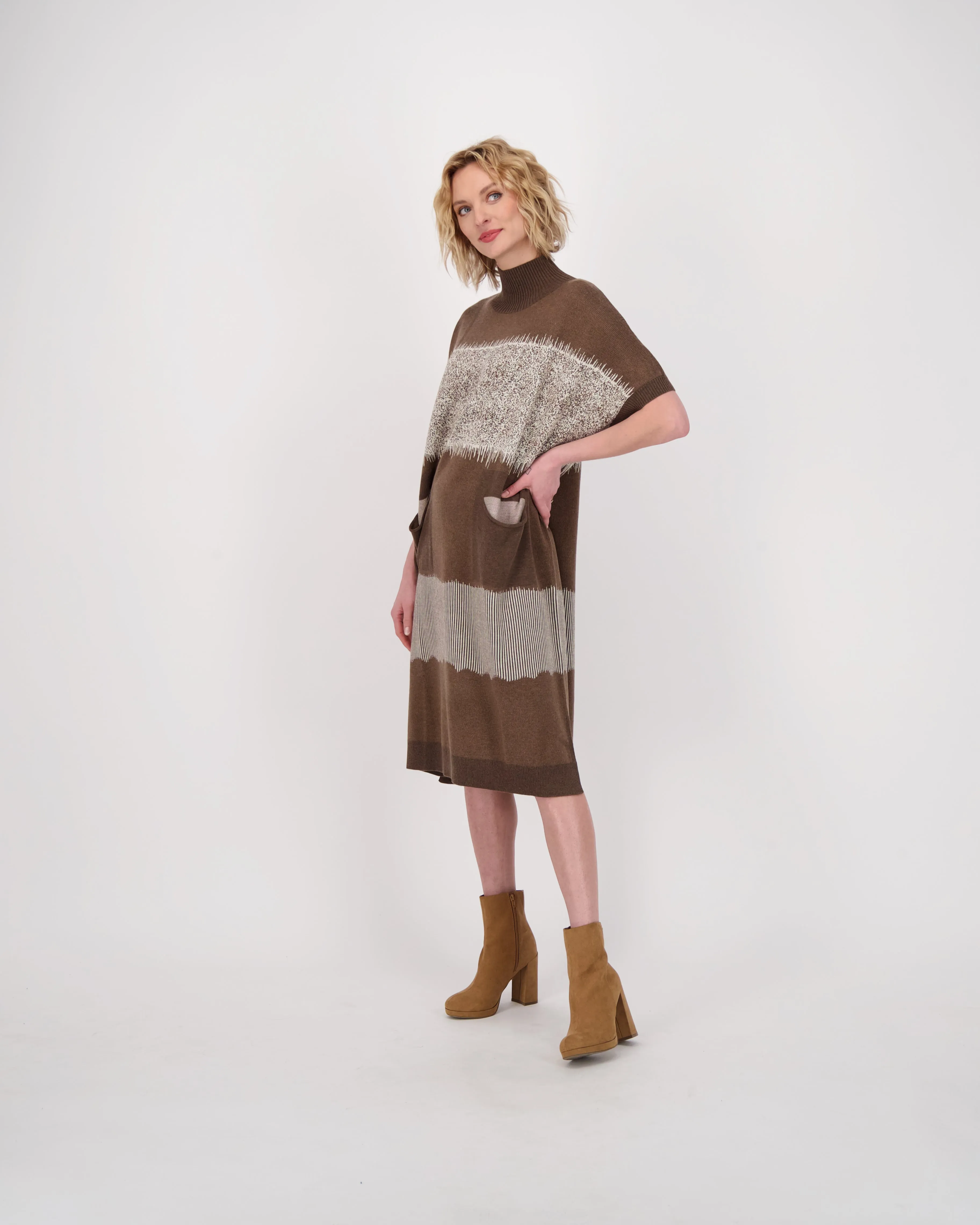 Abstract Art Intarsia Long Knitted Dress