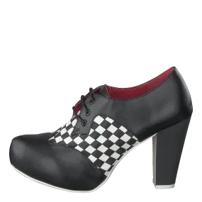 Angie P Black/creme