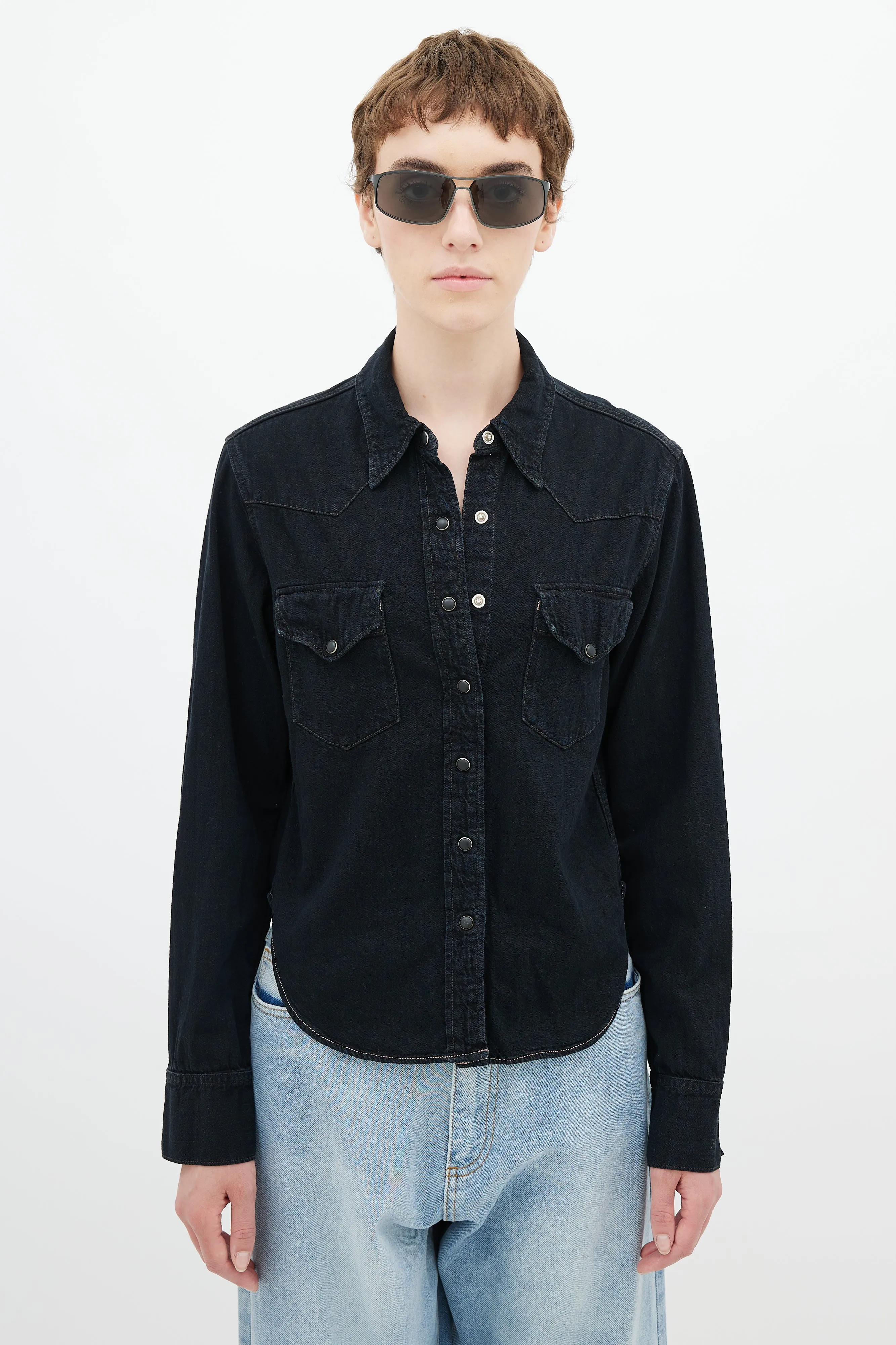 Blå Konst Black Overdye Shirt