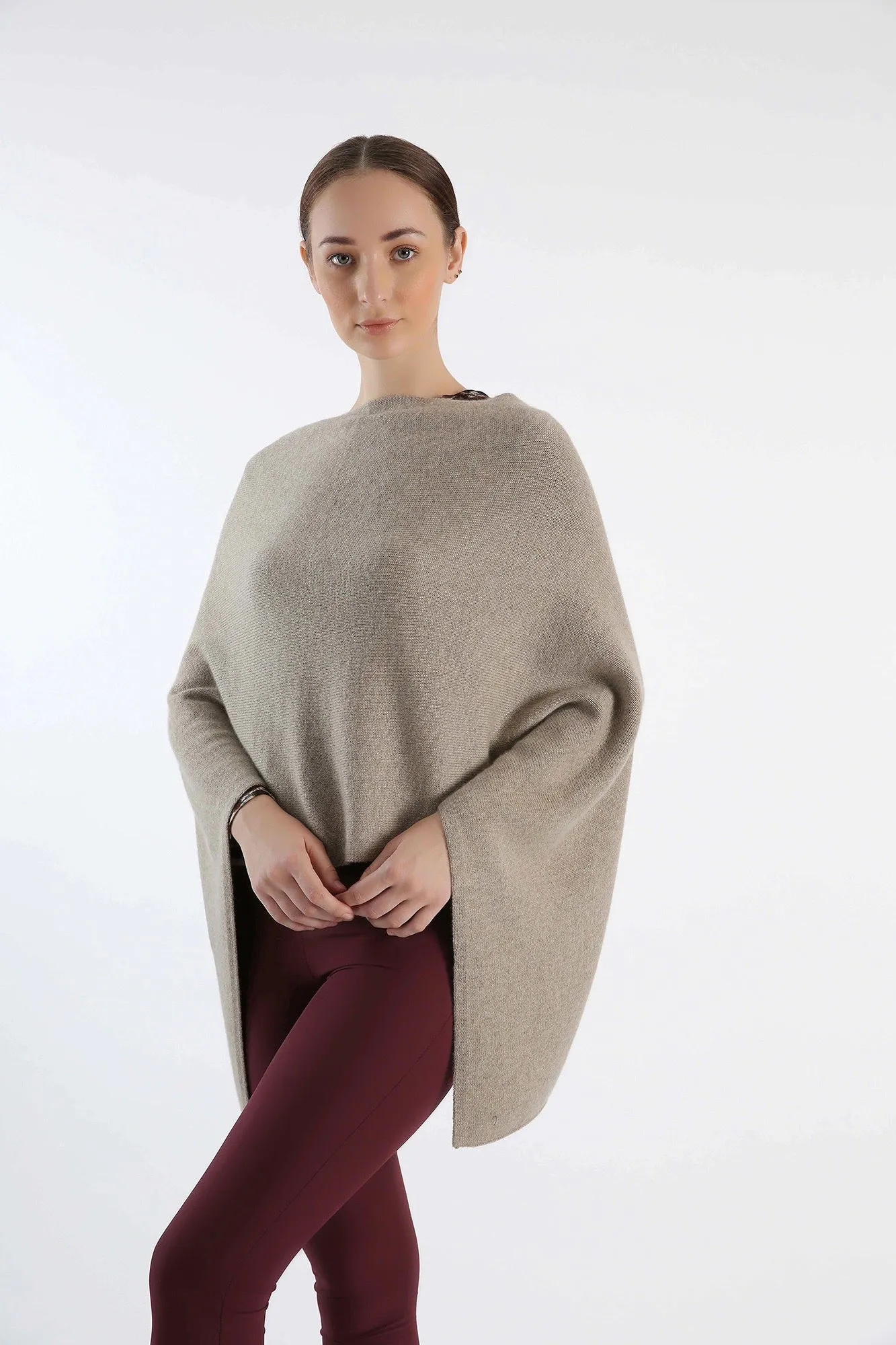 Brown Pure Hand-Knitted Cashmere Poncho