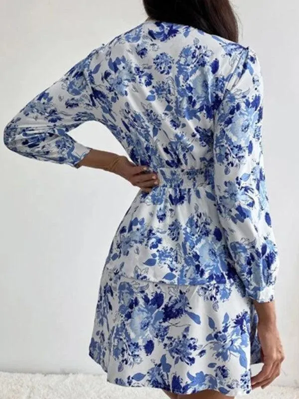 Chic Printed Pleated V-Neck Long Sleeve Dress