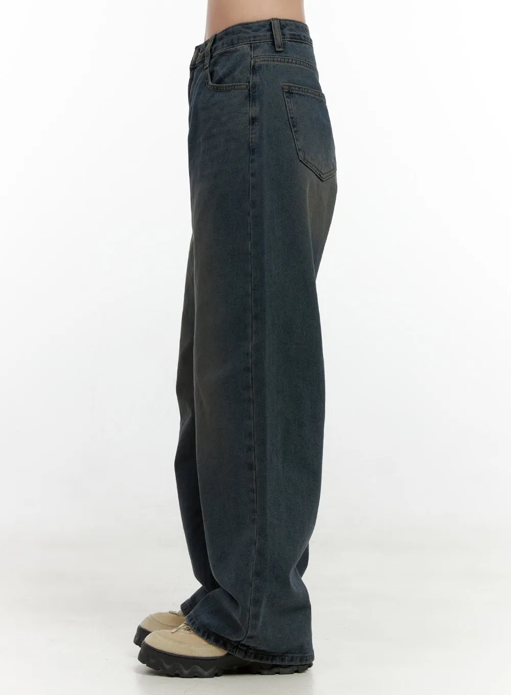 Daphne Comfy Wide-Leg Jeans ON404