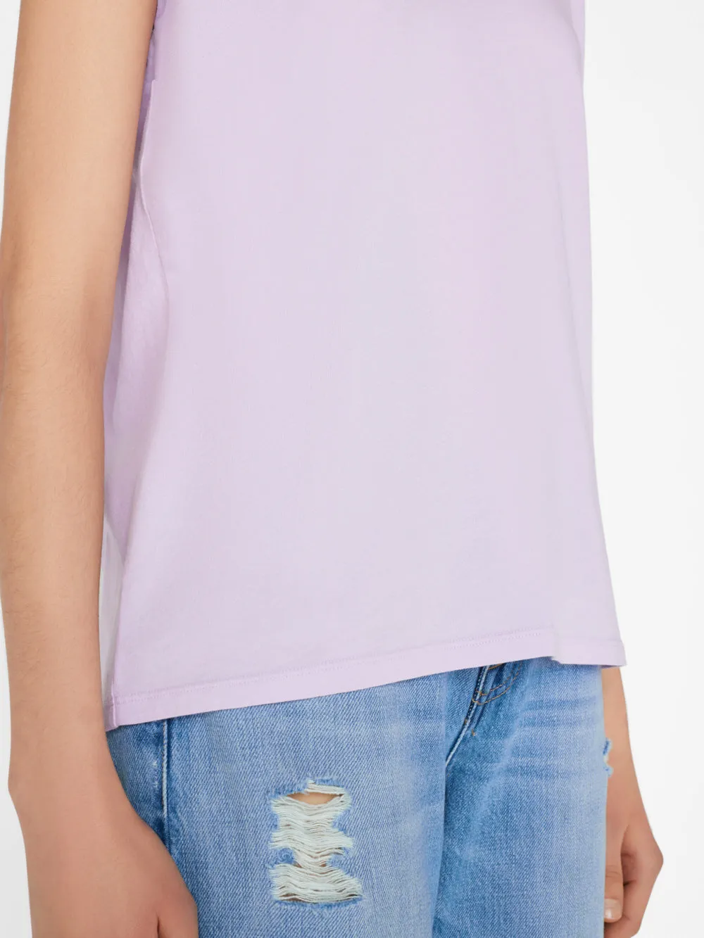Le Mid Rise V Neck Tee -- Lilac