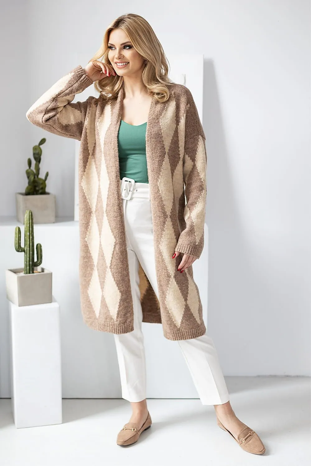 Long Knee Length Knitted Cardigan by PeeKaBoo | 3 Colour Options
