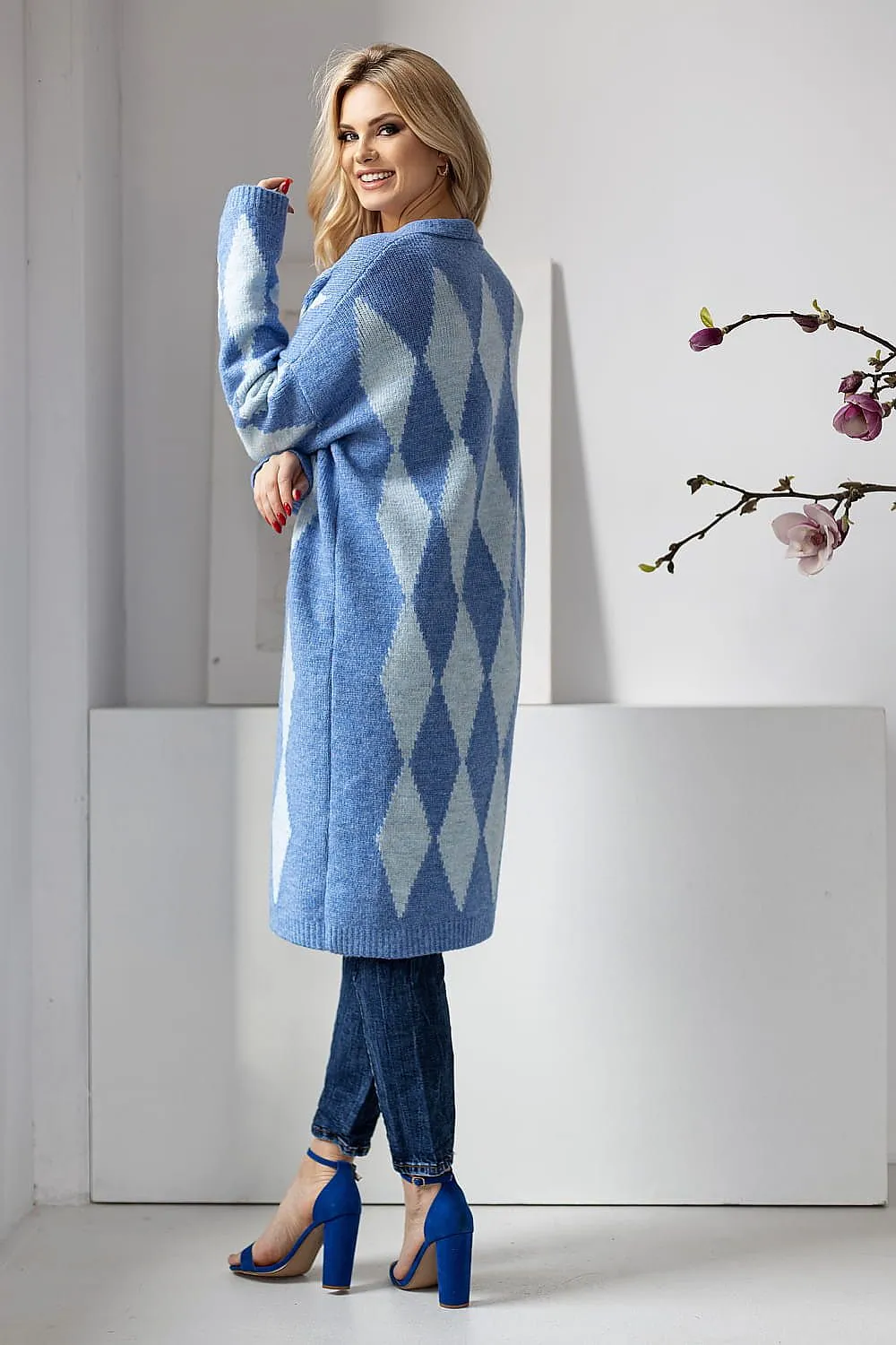 Long Knee Length Knitted Cardigan by PeeKaBoo | 3 Colour Options