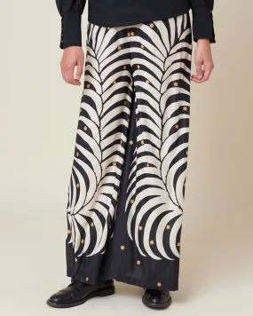 Soft trousers with high waist