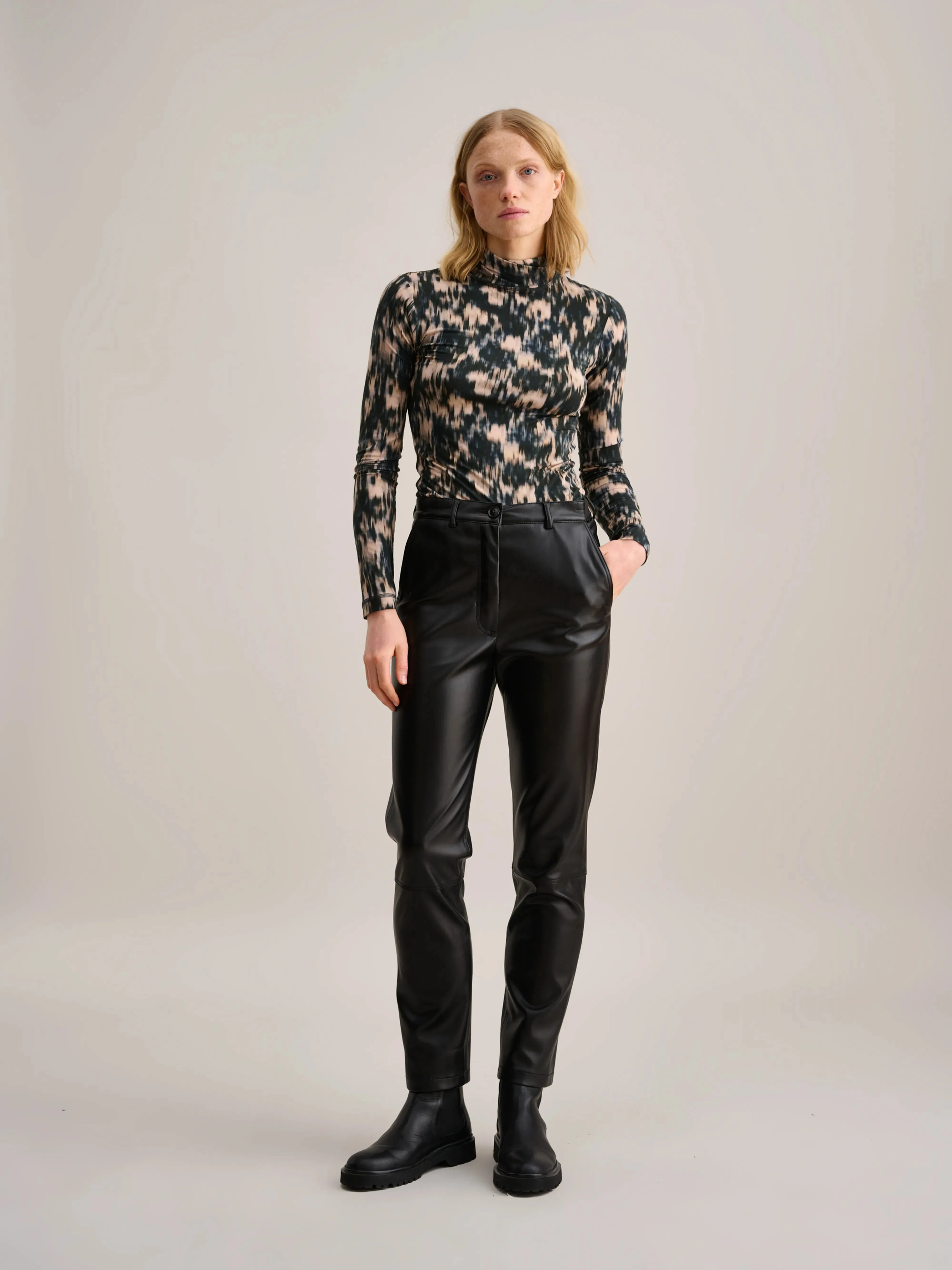 Voodoo Trousers (232 / W / BLACK)